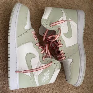 Womens Jordan 1 Seafoam